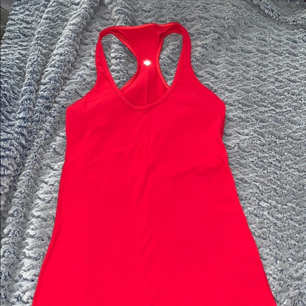 Lululemon tank